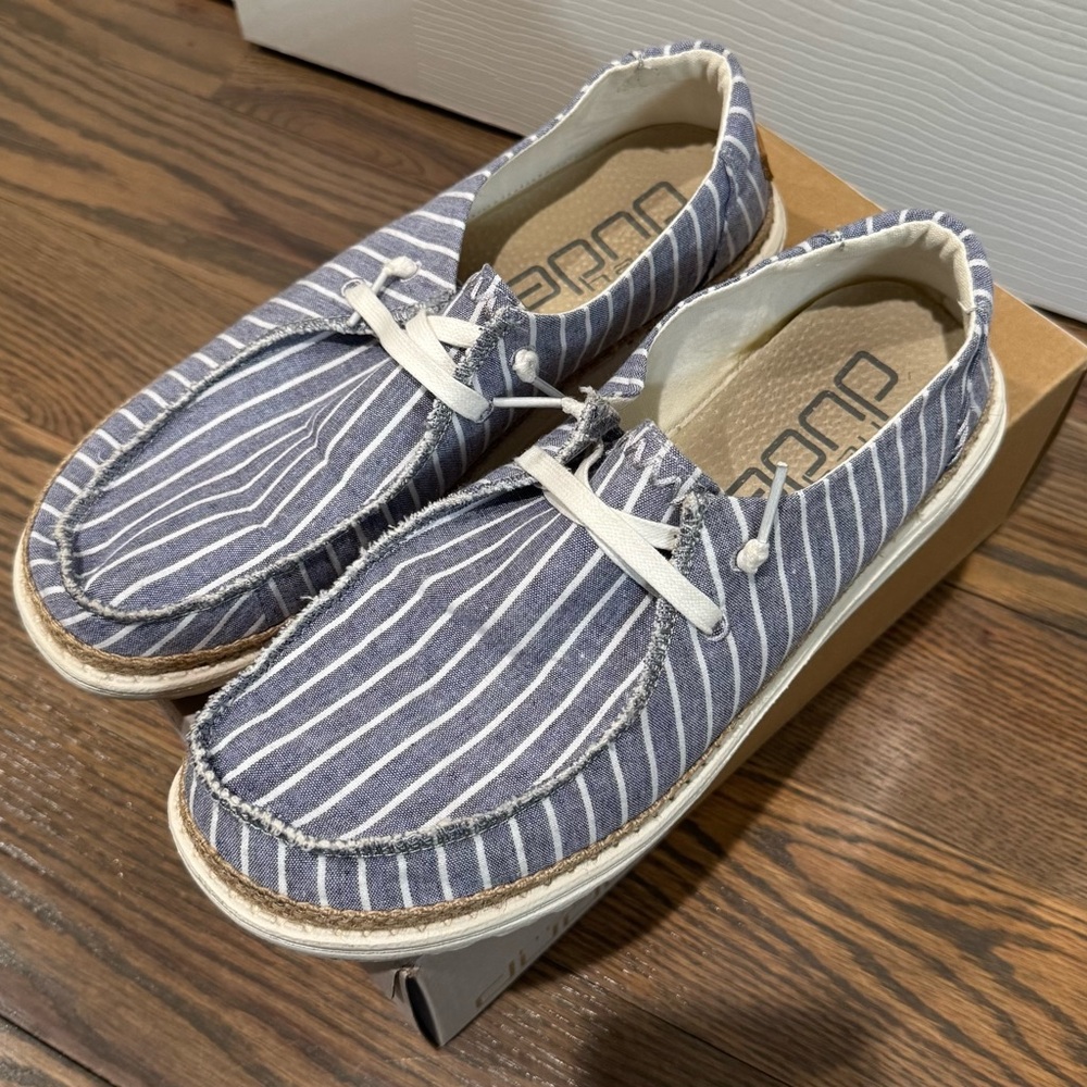 Hey Dude Wendy Stripes 10 / 41